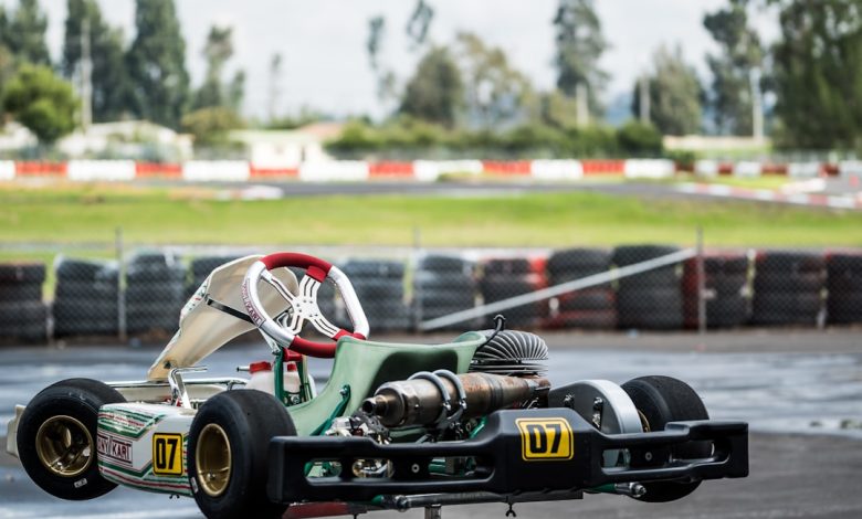 Ariel Atom 4RR: Pistlerin Efsane Yarış Makinesi